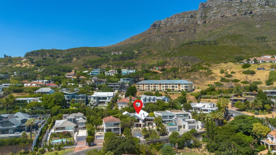 5 Bedroom Property for Sale in Camps Bay Western Cape